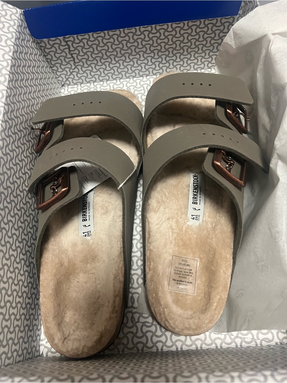 Birkenstock Women’s Dual-Strap Shearling Arizona Sandals Stone NEW